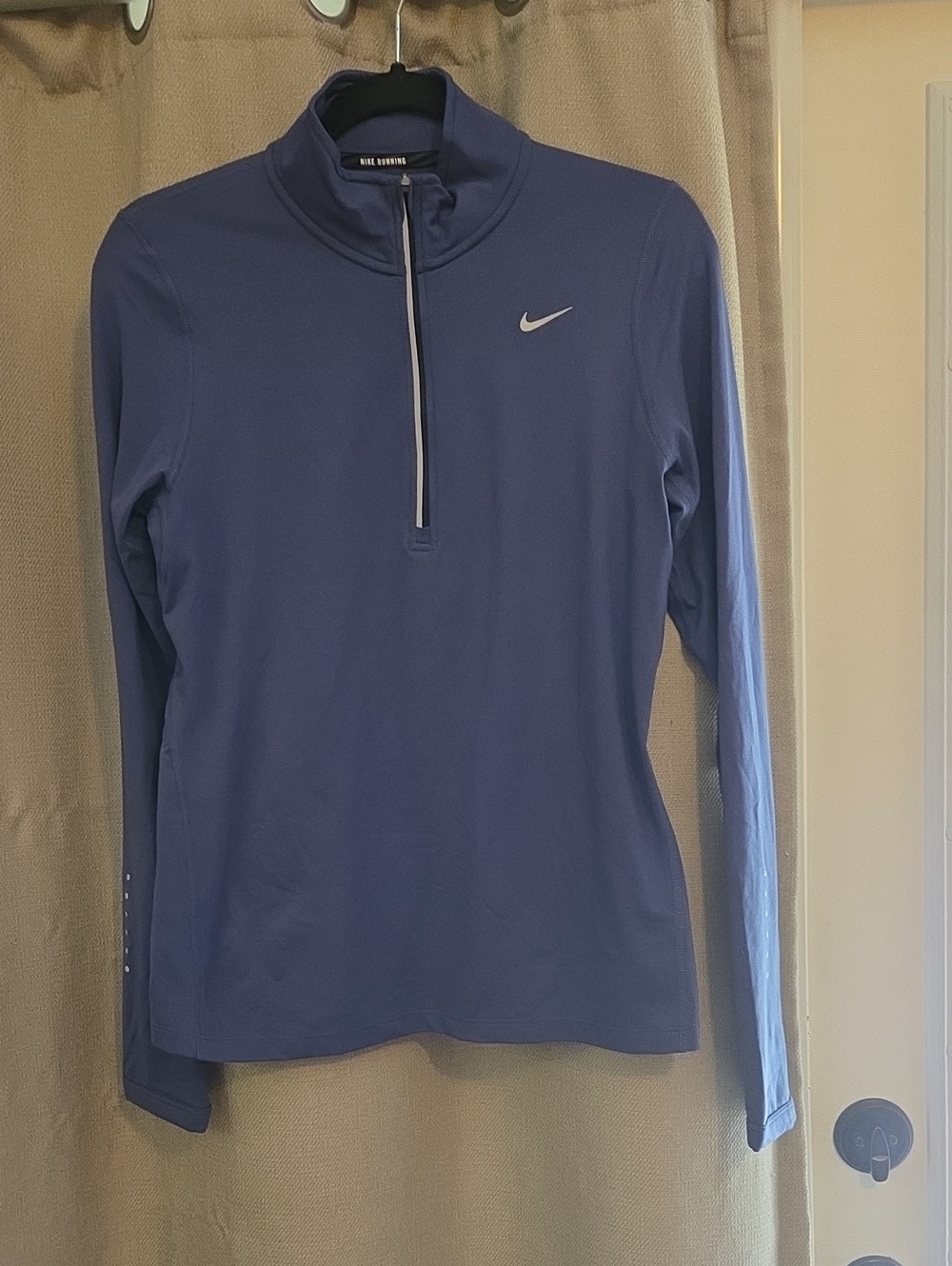 Nike Women's Long-Sleeve Half-Zip Top - Periwinkle Blue